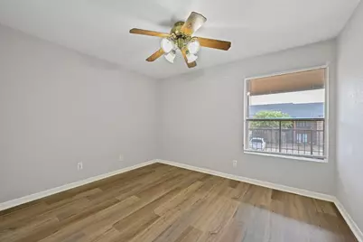 904 University Oaks Boulevard #148, College Station, TX 77840 - Photo 12