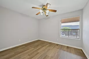 904 University Oaks Blvd, College Station, TX 77840 - Photo 12