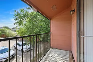 904 University Oaks Blvd, College Station, TX 77840 - Photo 16