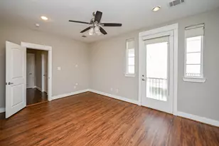 955 W 24th St, Houston, TX 77008 - Photo 18