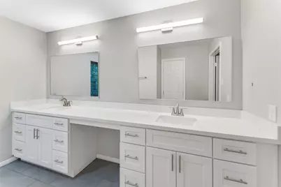 2 Summer Morning Court, The Woodlands, TX 77381 - Photo 18