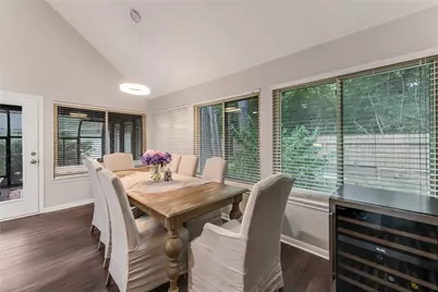 2 Summer Morning Court, The Woodlands, TX 77381 - Photo 4
