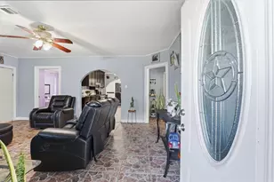 811 Canadian St, Houston, TX 77009 - Photo 4