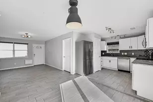 6705 Sherwood Dr, Houston, TX 77021 - Photo 1