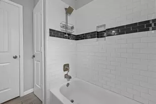 6705 Sherwood Dr, Houston, TX 77021 - Photo 10