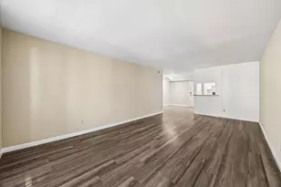 4647 Wild Indigo St, Houston, TX 77027 - Photo 2