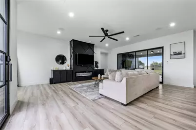 5119 Sophie Slanksy Way, Sealy, TX 77474 - Photo 8