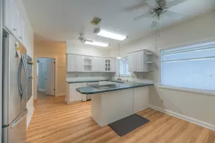 241 E Peterson Loop, Livingston, TX 77351 - Photo 4