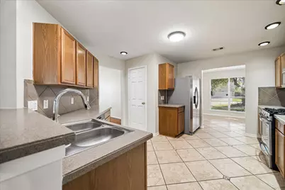 5035 Redwing Brook Trail, Katy, TX 77449 - Photo 4
