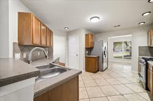 5035 Redwing Brook Trail, Katy, TX 77449 - Photo 4