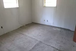 194 Ida Duncan St, Lufkin, TX 75904 - Photo 6