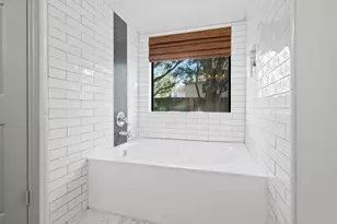 1914 Fir Tree Dr, League City, TX 77573 - Photo 18