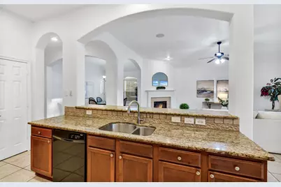 7014 Spruce View Court, Richmond, TX 77407 - Photo 10