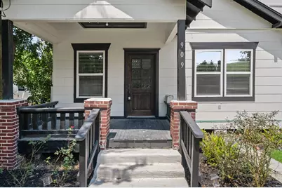 909 King Street, Houston, TX 77022 - Photo 2