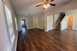 909 King St, Houston, TX 77022 - Photo 2