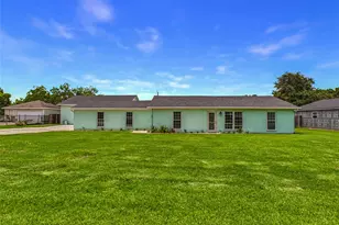 1212 Delores St, Kemah, TX 77565 - Photo 2