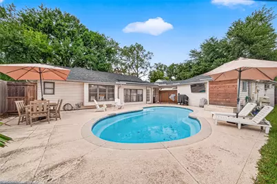 2514 Pine Village Drive, Houston, TX 77080 - Photo 46