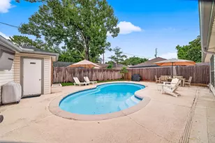 2514 Pine Village Dr, Houston, TX 77080 - Photo 42