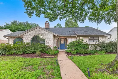 2514 Pine Village Drive, Houston, TX 77080 - Photo 14