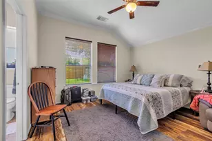 10711 Gilford Crest Dr, Spring, TX 77379 - Photo 4