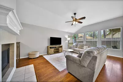 2227 Valley View Crossing, Conroe, TX 77304 - Photo 4