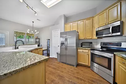 2227 Valley View Crossing, Conroe, TX 77304 - Photo 6