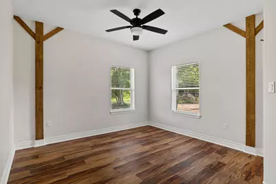 9309 Ave C, Liverpool, TX 77577 - Photo 18