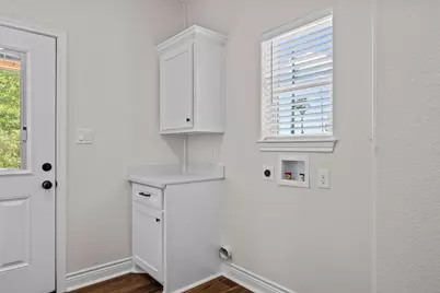9309 Ave C, Liverpool, TX 77577 - Photo 24