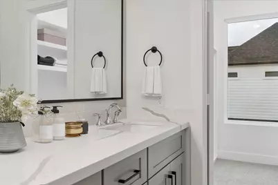 1910 Luna Woods Lane, Houston, TX 77055 - Photo 18