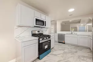 9230 Wolcott Park Ln, Houston, TX 77075 - Photo 16