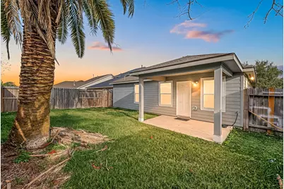 9230 Wolcott Park Lane, Houston, TX 77075 - Photo 2