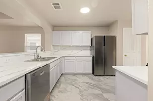 9230 Wolcott Park Ln, Houston, TX 77075 - Photo 14