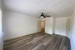 4203 Breckenridge Dr, Houston, TX 77066 - Photo 10