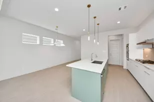 3003A Ventas Dr, Houston, TX 77047 - Photo 8