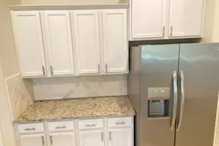5002 Naples Grove Ln, Rosharon, TX 77583 - Photo 6