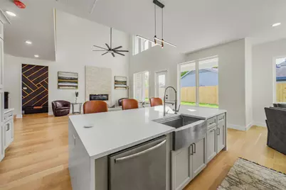 2021 Marnel Road, Houston, TX 77055 - Photo 14