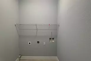 339 Owens St, Houston, TX 77029 - Photo 12