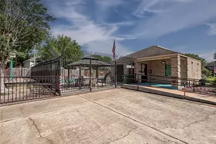 11651 Trailmont Dr, Houston, TX 77077 - Photo 40