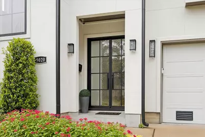 3020 University Boulevard, West University Place, TX 77005 - Photo 2