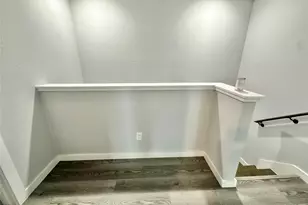 8215 Crestview Dr, Houston, TX 77028 - Photo 24