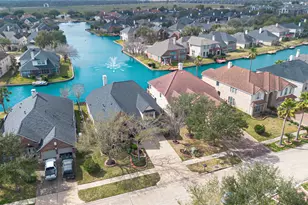 14306 Jaubert Ct, Sugar Land, TX 77498 - Photo 4