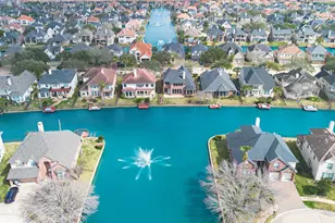 14306 Jaubert Ct, Sugar Land, TX 77498 - Photo 32