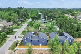 8102 Crestview Dr, Houston, TX 77028 - Photo 2