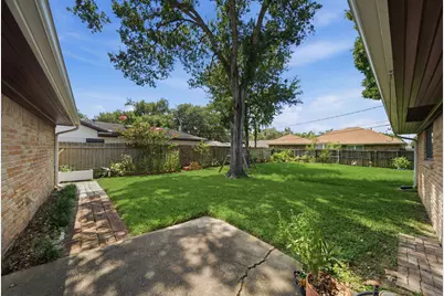 5606 Carew Street, Houston, TX 77096 - Photo 16