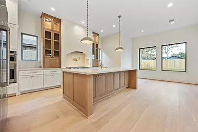 1441 Chamboard Lane, Houston, TX 77018 - Photo 8