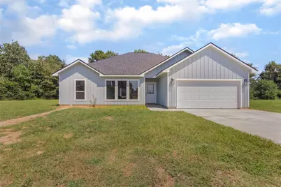 741 Autumn Lane, Livingston, TX 77351 - Photo 2