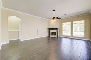 14407 Jessica Falls Cir, Houston, TX 77044 - Photo 10