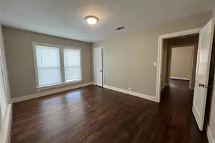 613 Koehl St, Wharton, TX 77488 - Photo 10