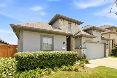 2706 Ocean Key Drive, Texas City, TX 77568 - Photo 2