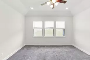 2706 Ocean Key Dr, Texas City, TX 77568 - Photo 10